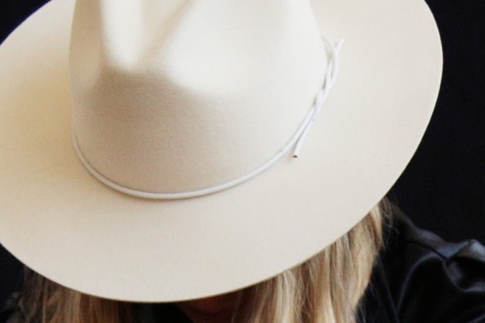 Packable Staple cream wool felt hat
