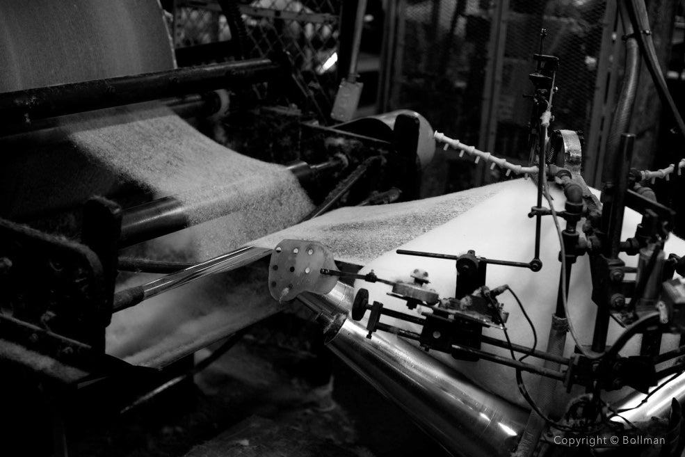 wool milling machine in black and white