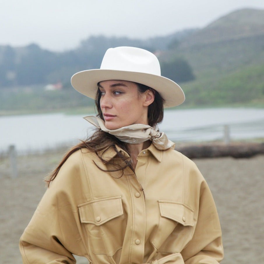 How to Store a Wool Hat for Women During Cold Weather