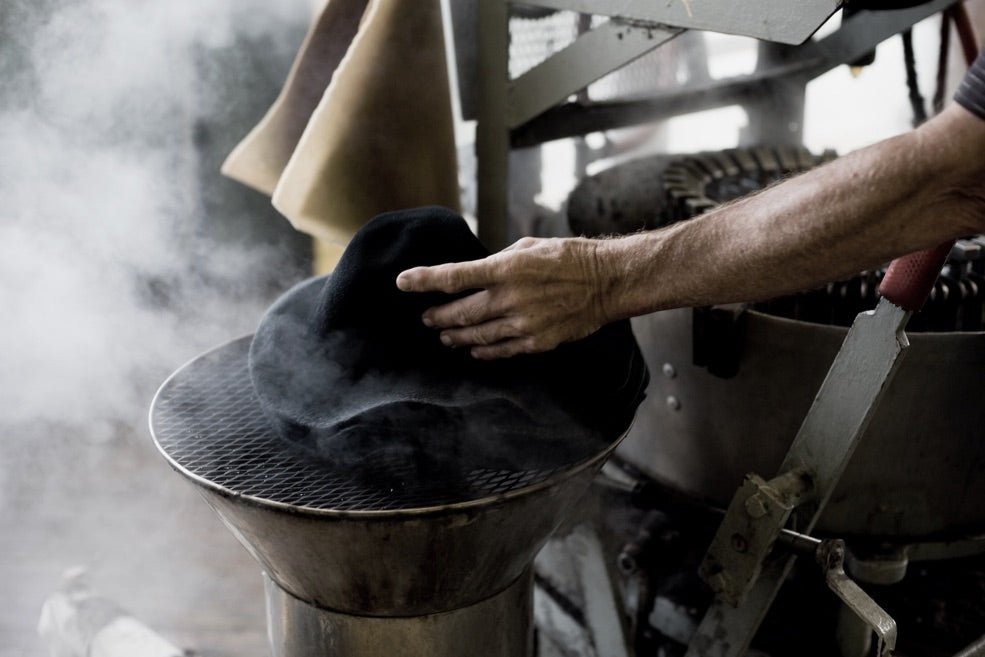 Steaming of a wool felt hat blank