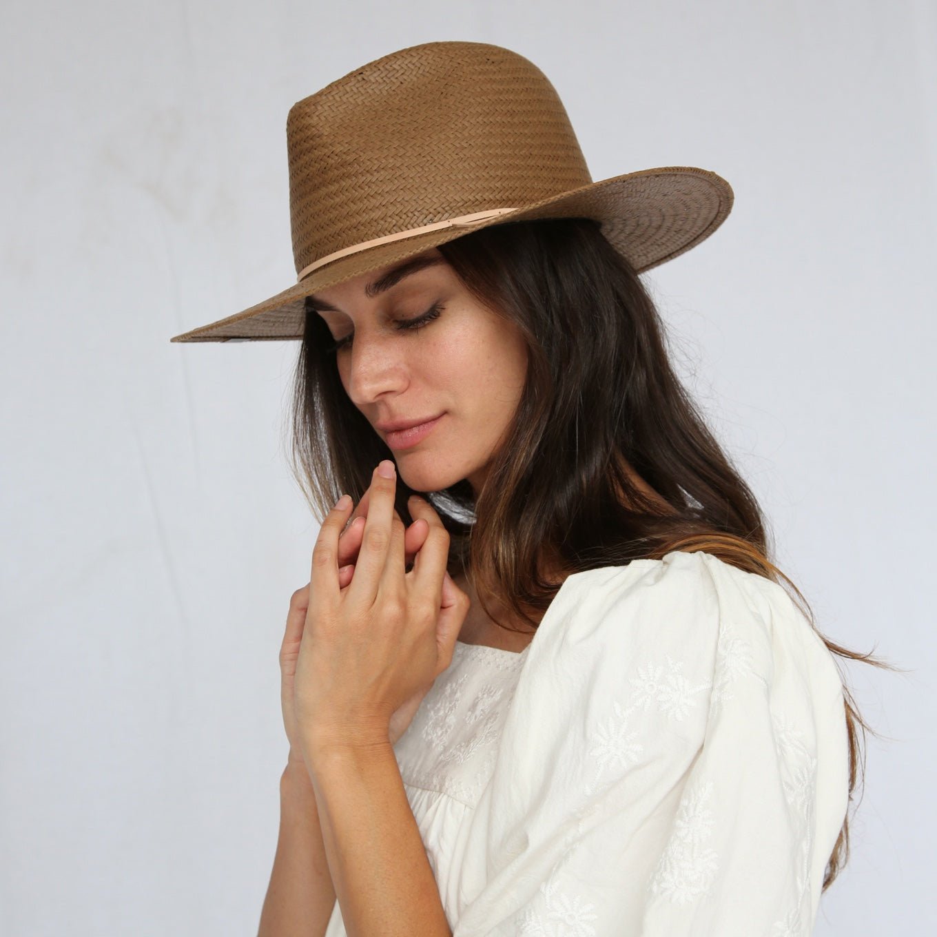 Organizing Tips for Growing Hat Collections in Small Spaces